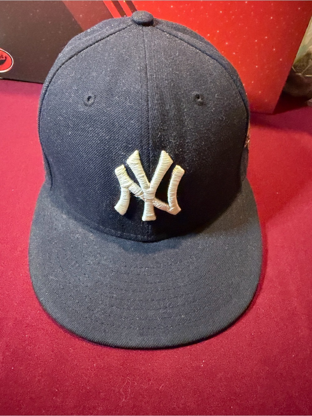 New York Logo men’s Baseball Cap Bernie Williams 51 size 7 1/8